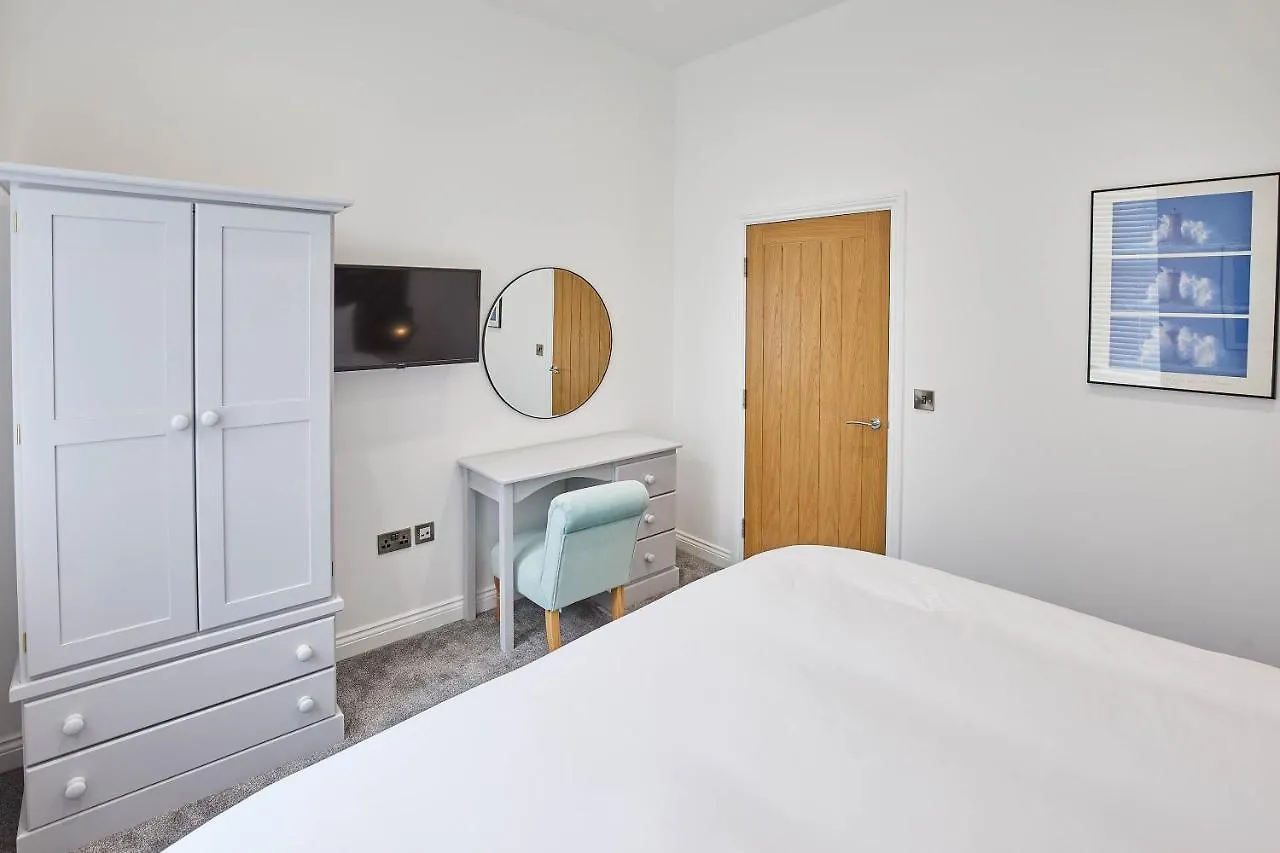 Host & Stay - The Connell Whitby Apartment